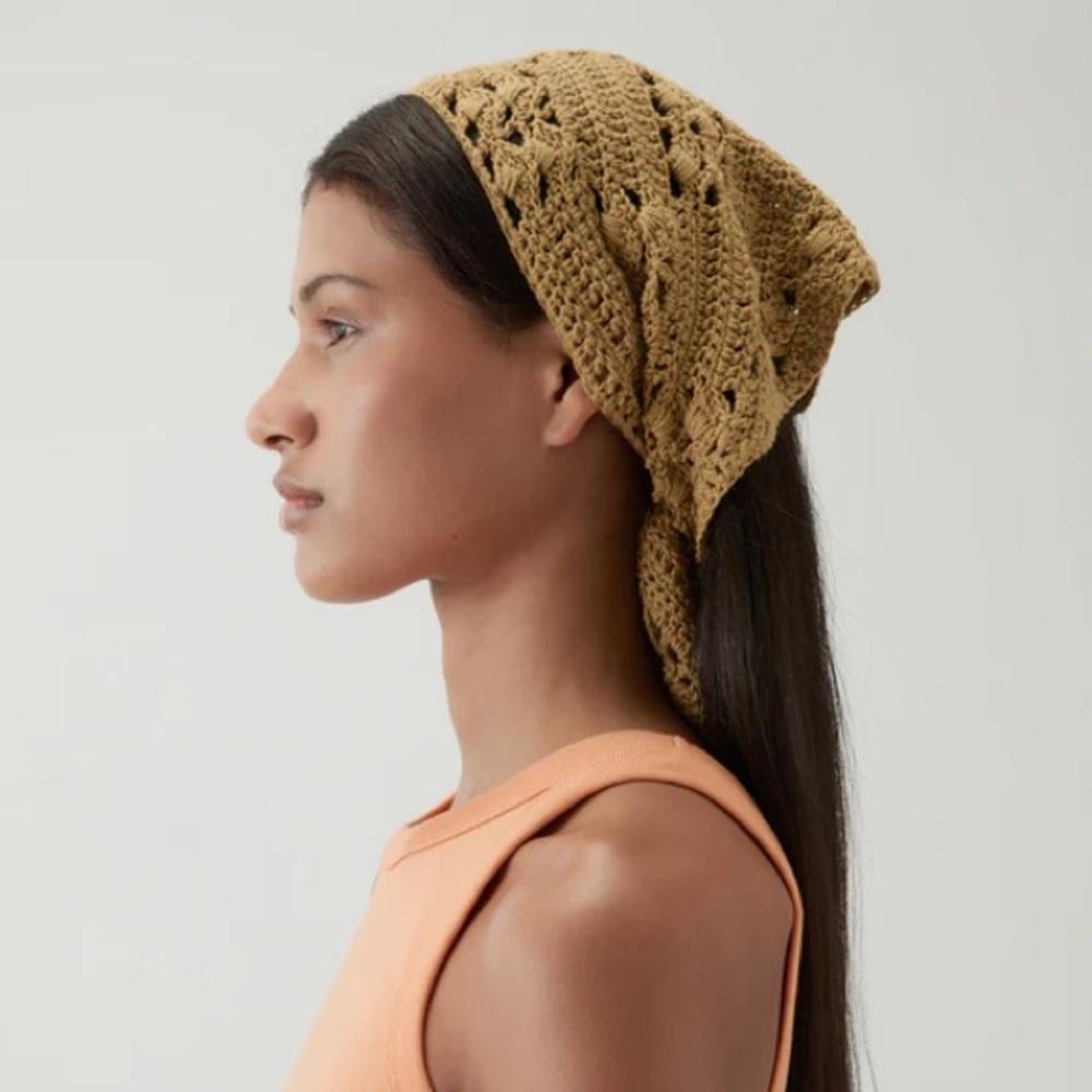 House of Harlow 1960 Tan Knit Head Scarf
